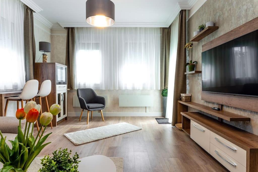 Apartman Nobilis Heviz Exterior photo